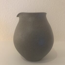 珠洲焼の一輪挿し | iichi 日々の暮らしを心地よくする