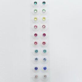 【スワロフスキー正規品】耳つぼジュエリー20粒(レインボーMIX)の画像