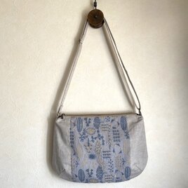 ラウンドショルダーバッグ＊刺繍ショルダーバッグの画像