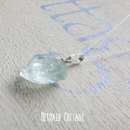 Aquamarine アクアマリンラフロックの一粒ネックレス sv925の画像