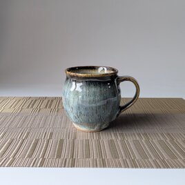 ブルーのほっこりマグカップ　【手仕事　民藝　和　陶器】