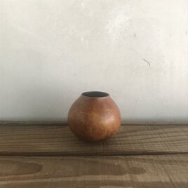 柿渋塗りの小さな瓢箪の花器 250325#04