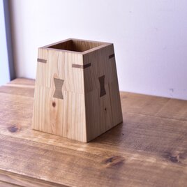 【 木工 】 四角形のペン立て　オイル仕上げ　無垢材　ペンスタンドの画像
