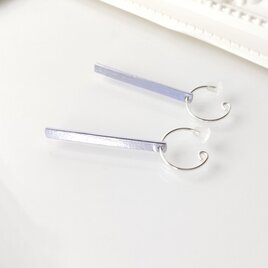 〈痛くない〉〈挟めるだけ〉～イヤリング～シルバーリング×ライラックカラースクエアプレートフェイクピアス(両耳用)(調節可能)の画像