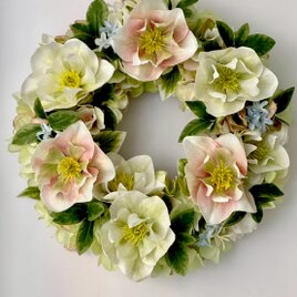 クリスマスローズのリース