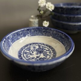 染め付け印判鉢見込みに花    和食器　和骨董　　　yk269の画像