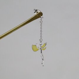 fairyピアス/イヤリング(イエロー)の画像