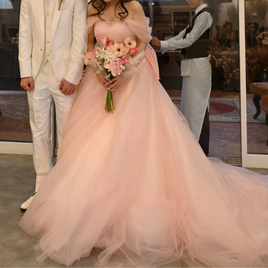 フランス風 プリンセスライン パフスリーブ 光沢サテン 前撮り  