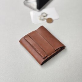 フラップポーチ財布  (牛ヌメ革 | BROWN)の画像