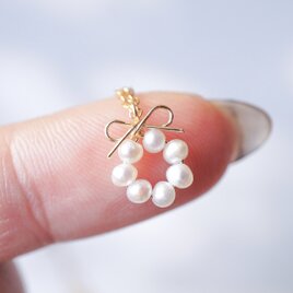 「かすみ草」淡水パール リボン ネックレス 天然石 6月 誕生石 ゴールド ブレゼント 華奢 母の日の画像