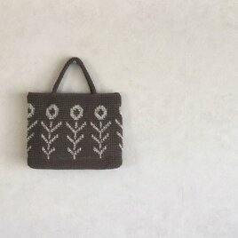 NordicBrown - 北欧スタイルのお花柄かぎ針編みバッグの画像
