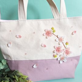 桜のビーズ刺繍ミニトートバッグの画像