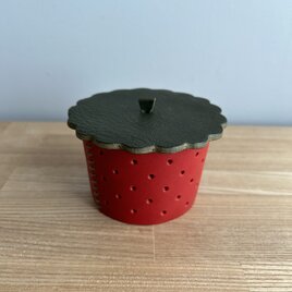 ＊新作＊ 革とガラス　いちごのBOXの画像