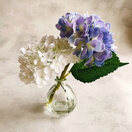 紫陽花のマジカルウォーター　枯れない花　インテリアフラワー　母の日の画像