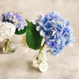 紫陽花のマジカルウォーター　blue＆White 枯れない花　インテリアフラワー　母の画像