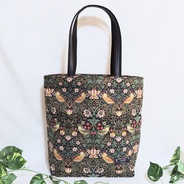 モリスのストロベリーシーフ 肩掛けトートバックの画像