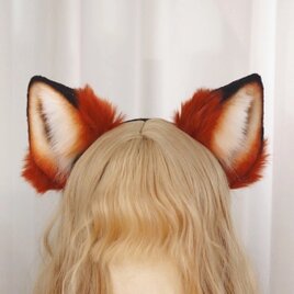 【受注生産】赤狐耳カチューシャ 手作りリアルな毛皮のような ヘアアクセサリー シミュレーション動物の耳の画像