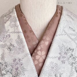 ポリエステルの半衿  カフェラテ色の桜の画像