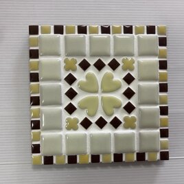 タイル　鍋敷　(四角)：～四葉(ハート)イエローの画像