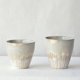 大小のカップセットの画像