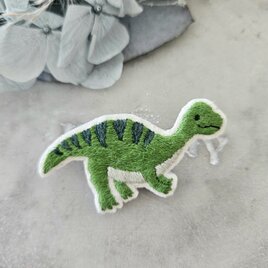 イグアノドン刺繍ブローチ(A)の画像