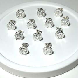 星座片耳ピアスの画像