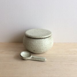 丸蓋物（匙付き）白マットの画像