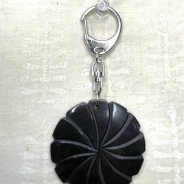 水牛角のキーホルダー(ナスカン)10Ｎ