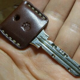 肉球刻印のキーカバー　サドル焦げ茶×ベージュの画像