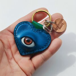（受注制作）目玉付きハートキーホルダー　/ スカイブルー＆グリーンの画像