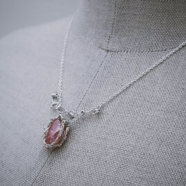 mineral necklace(インカローズ）の画像