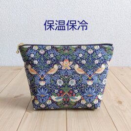 保温・保冷の洗えるポーチ　V&Aウィリアムモリス　大きめ20cm　母の日　いちご泥棒　ネイビー　　795の画像