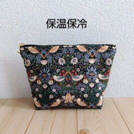 保温・保冷の洗えるポーチ　V&Aウィリアムモリス　大きめ20cm　いちご泥棒　ブラック　　219の画像