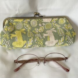 受注制作　点と線模様製作所　ウサギ　がま口メガネ、ペンケース　　