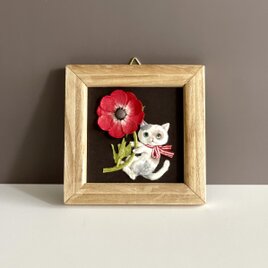 和紙ちぎり絵（無料ラッピング付き）赤いアネモネと三毛猫の小さなウォールデコの画像