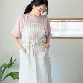 胸もとギャザーのエプロン【Linen＆Organiccottonガーゼ】の画像