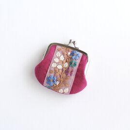 インド刺繍リボンの手のひらがま口ポーチ　プラムの画像