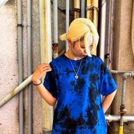 タイダイ Tシャツ Lサイズ ブラック×ブルー ムラ染め Hippies Dye HD23-98の画像