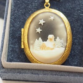 ヨーロッパアンティーク ロケットペンダント　ネックレス