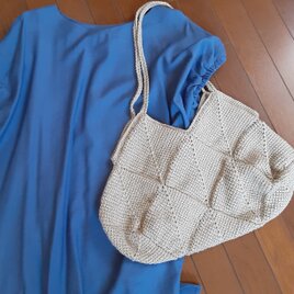 アフガン編みのトートバッグの画像