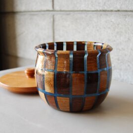 WOOD×レジン　01　蓋付き小物入れの画像