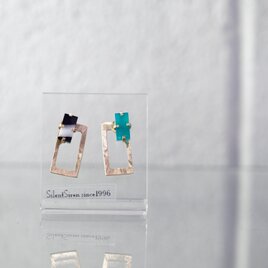 シーブルーアゲートとオニキスの2wayピアスの画像