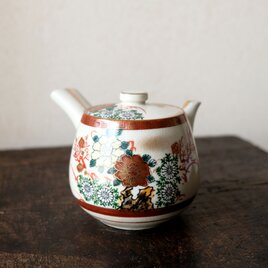 【特価¥4400→¥2500】赤と白に芍薬◆九谷焼　花文赤絵金彩急須　丁寧な暮らしに。茶器　昭和レトロ　工芸品の画像