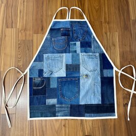 ポケットいっぱい★男女兼用★カフェエプロン★デニムリメイク★キャンプ　アウトドア　DIY 大掃除の画像