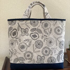 No. 390  少し大きめのトートバッグの画像