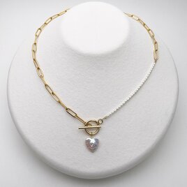 バロックパールのデザインネックレス ハート 極小 淡水真珠 ゴールド系 ステンレスチェーン 18金メッキ 金属アレルギーの画像
