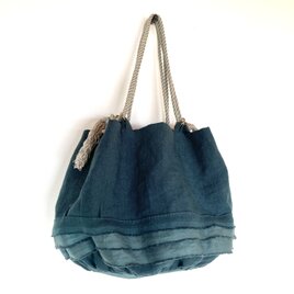 耳フリルの手縫いリネン巾着　裏地付き