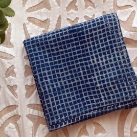 藍染め インド綿バンダナ ブロックプリント 格子柄 藍色 ＜ indigo・ コットン・チェック柄＞の画像
