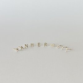 10k イニシャルピアス　my letterの画像