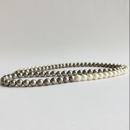 樹脂パール2Wayバイカラーロングネックレス/8mm約90cm+5cm/クリームxオーキッドグレー/R/日本製の画像